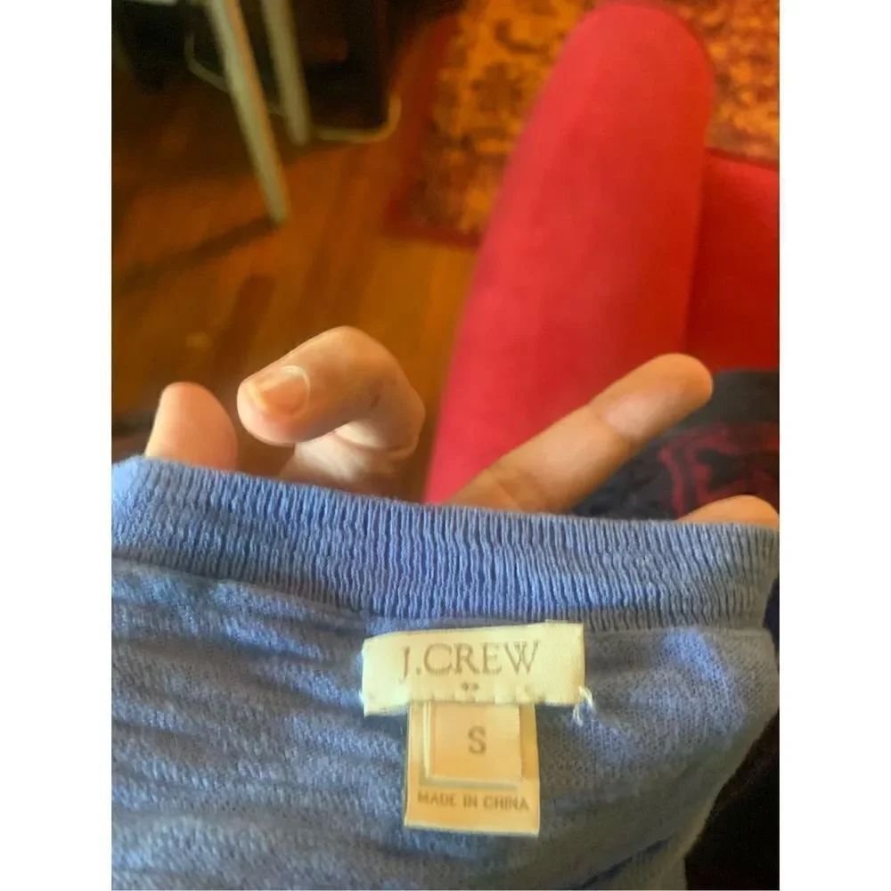 J Crew Lightweight Sweater - Picture 3 of 5